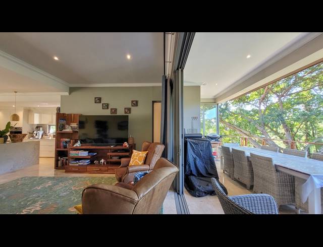 3 BEDROOM TOWNHOUSE FOR SALE IN ZIMBALI ESTATE